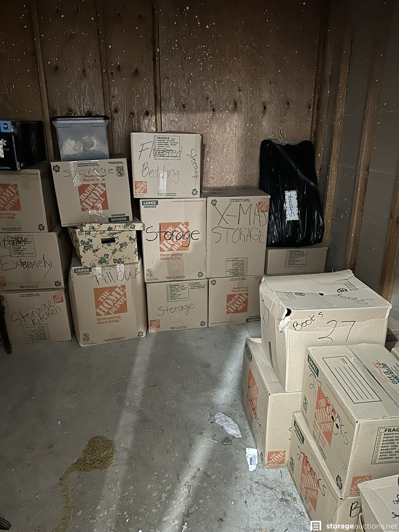 Storage auction 32906 at AAmerican Self Storage El Cajon