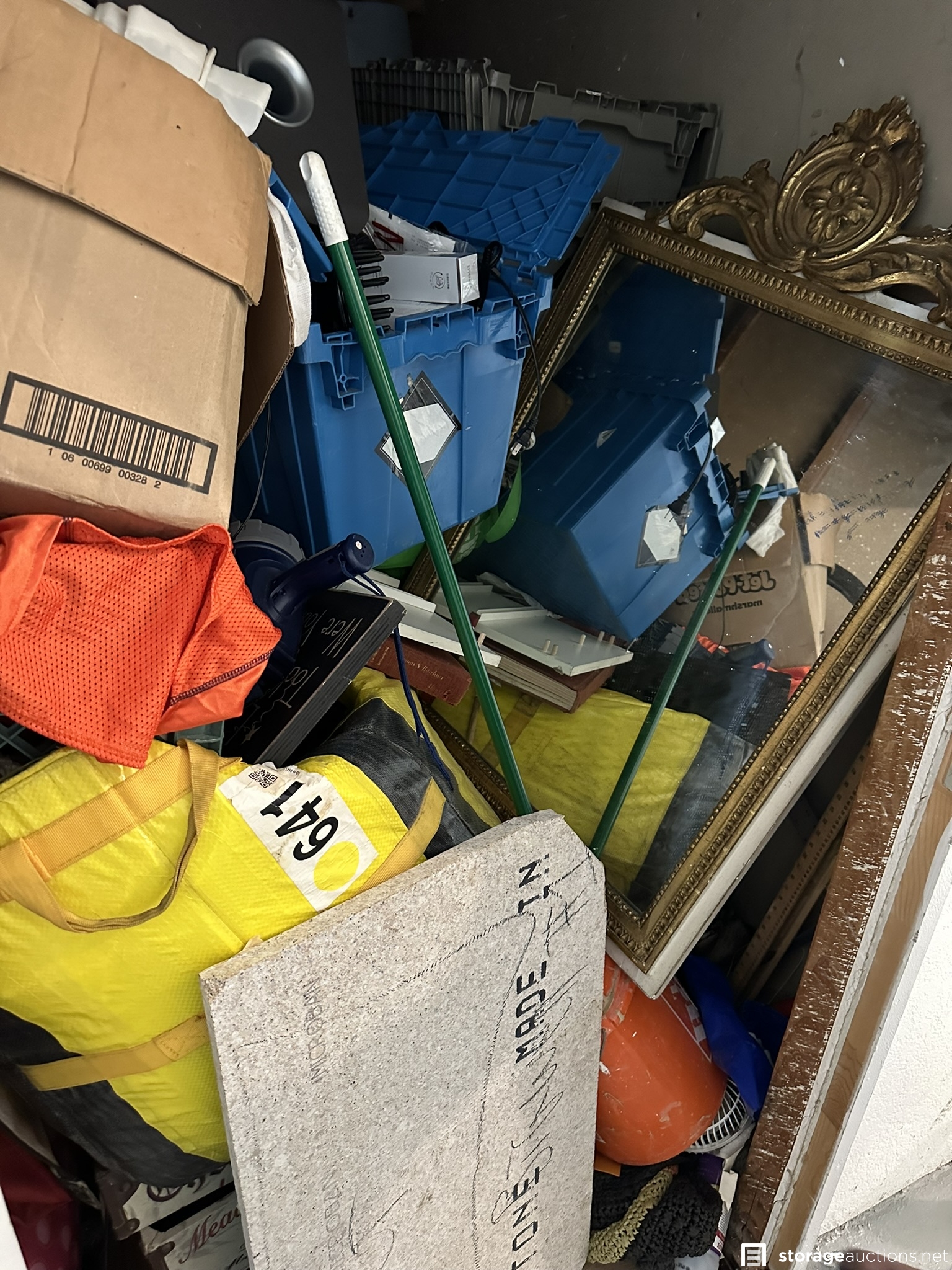 Storage auction 32909 at AAmerican Self Storage El Cajon