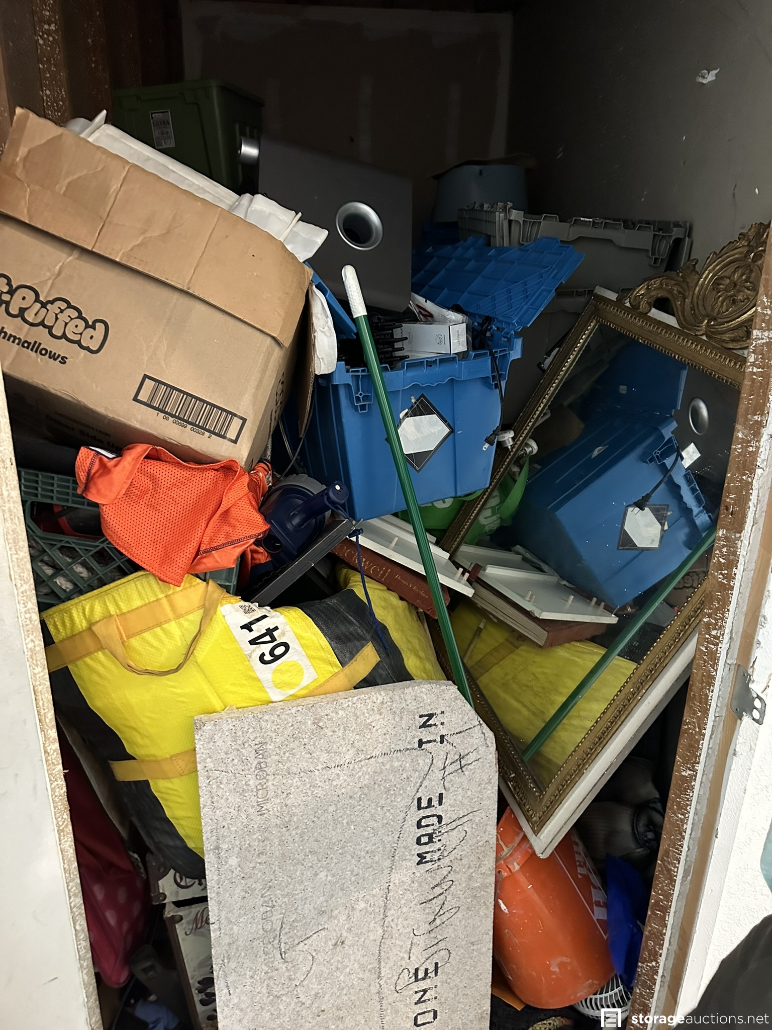 Storage auction 32909 at AAmerican Self Storage El Cajon