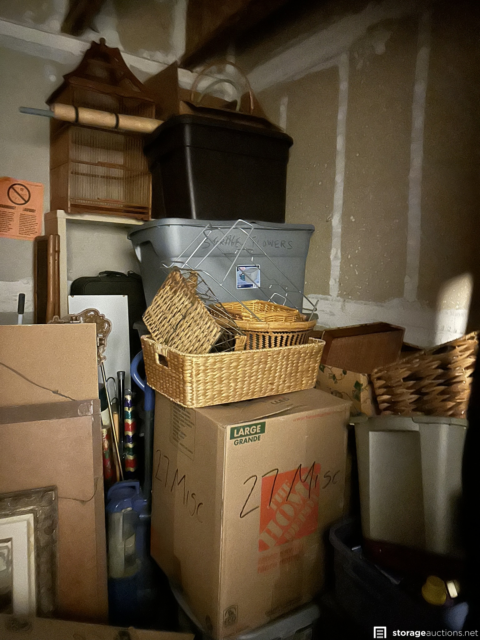 Storage auction 32907 at AAmerican Self Storage El Cajon