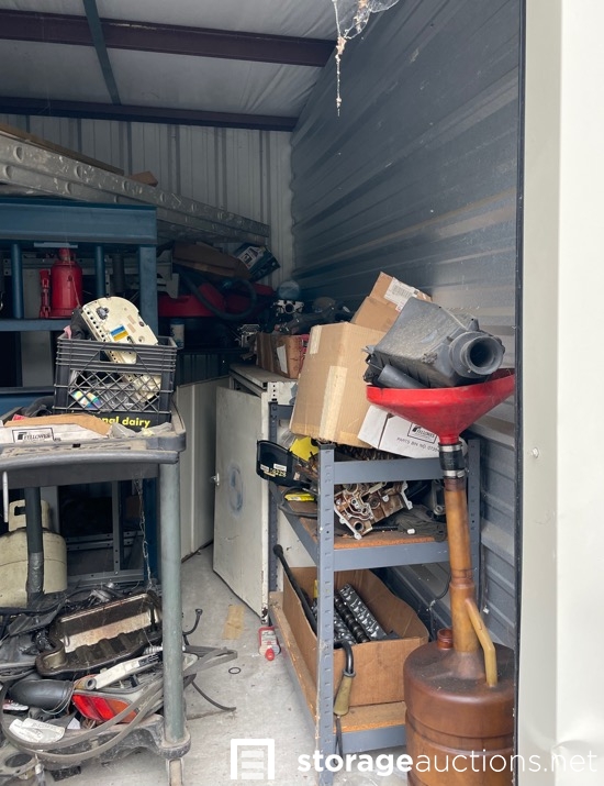 Storage auction 33249 at Ideal Self Storage