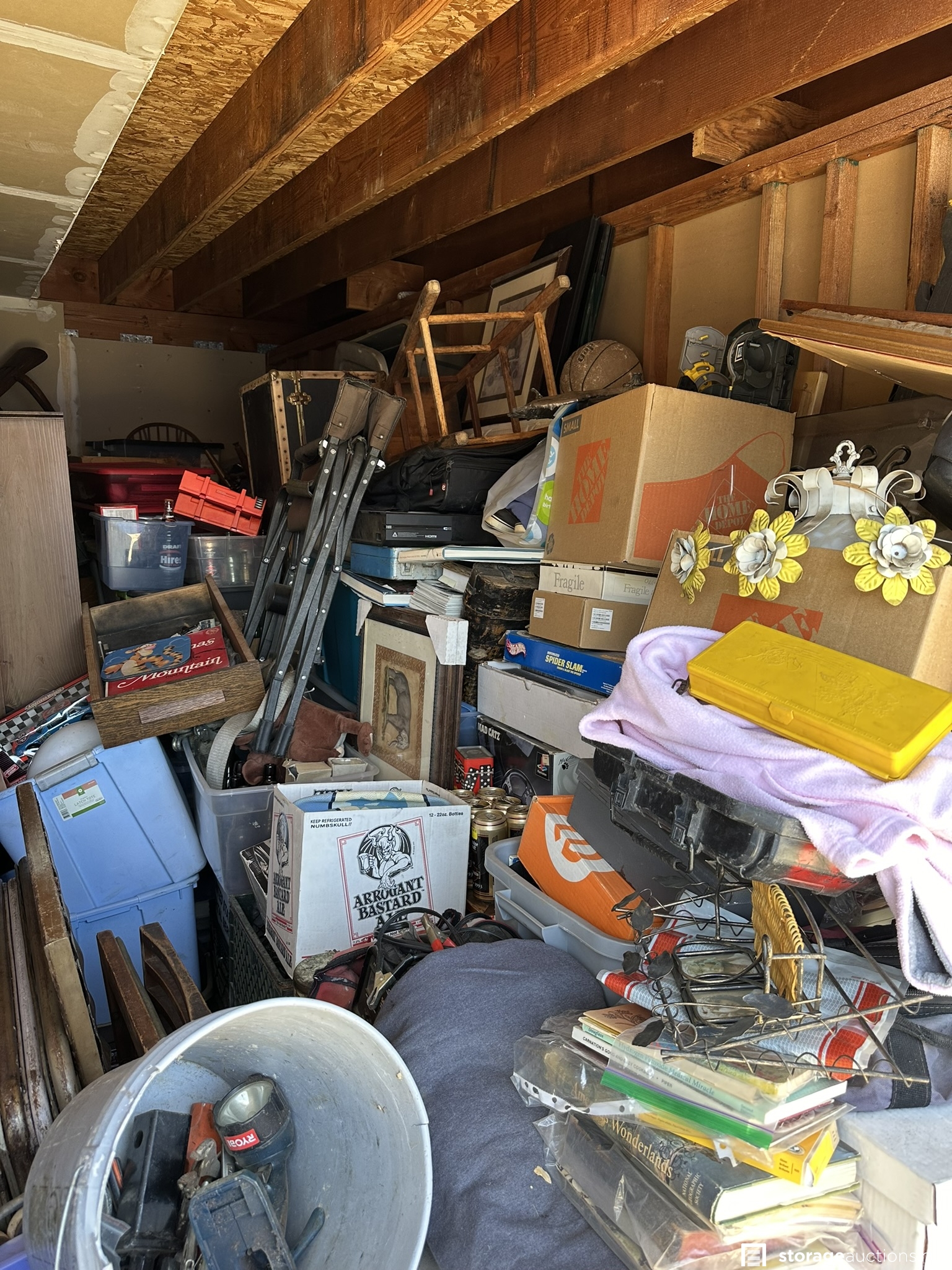 Storage auction 35339 at AAmerican Self Storage El Cajon