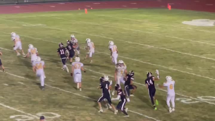 the-notre-dame-green-pond-crusaders-defeat-the-saucon-valley-panthers