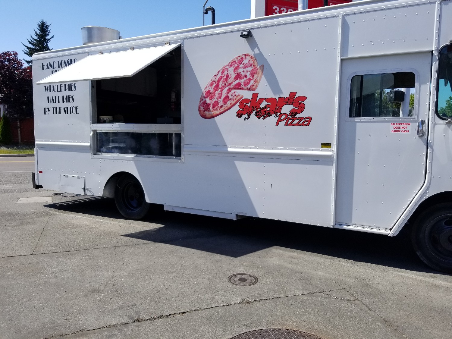 Oskar's Pizza - Food Truck Schedule - Pizza - Food Truck Reviews
