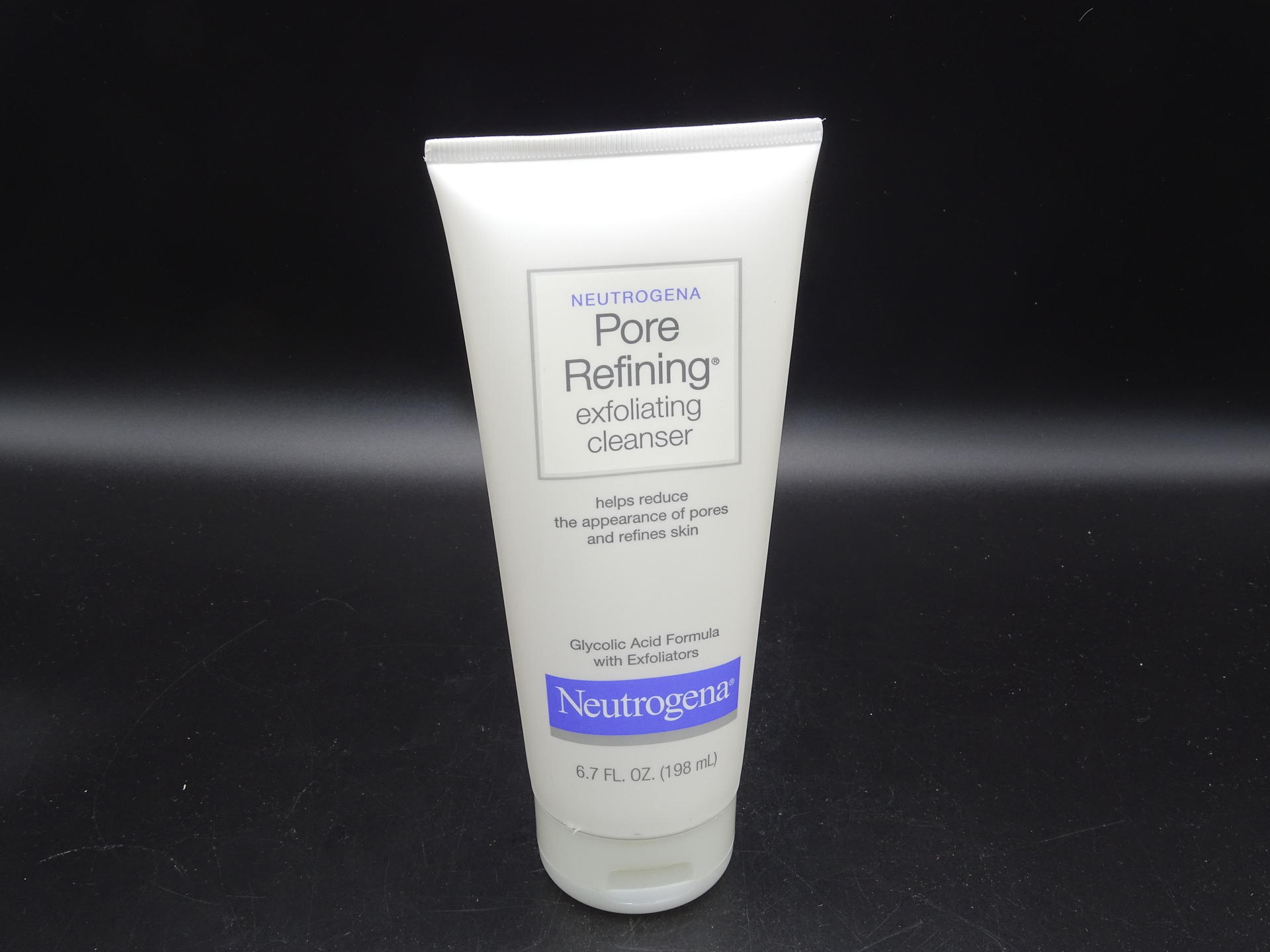 neutrogena pore refining exfoliating facial cleanser