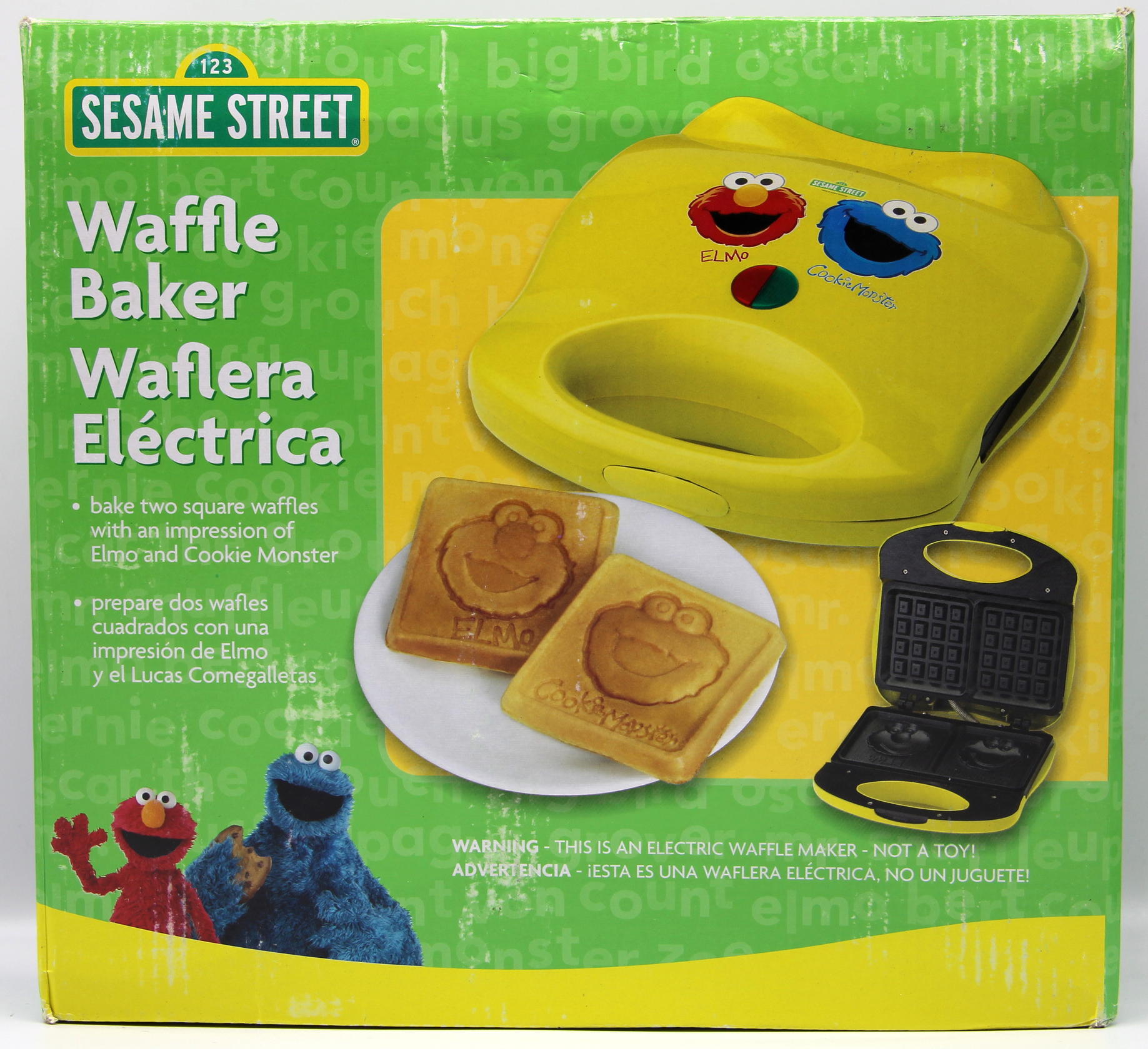 Sesame Street Waffle Maker with Elmo and Cookie Monster 623287559421 eBay
