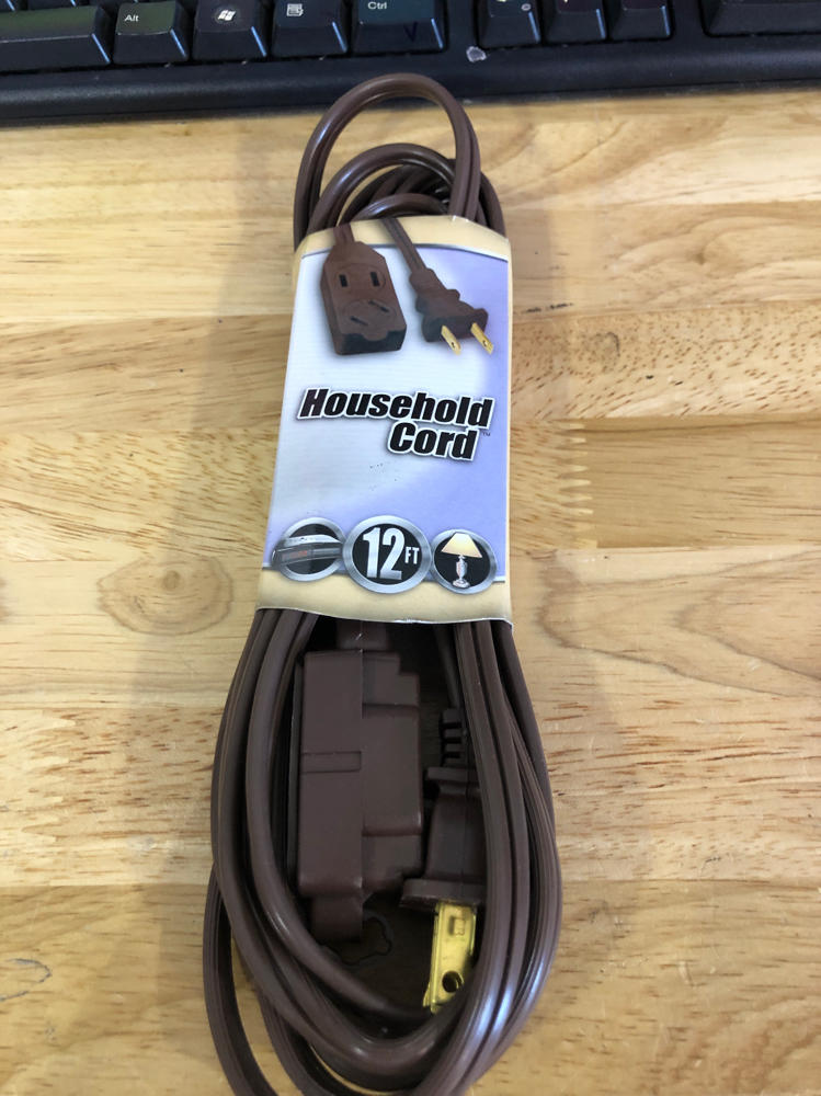 Brown 94098907 11-Foot Coleman Cable 09409 Flatplug Extension Cord 2-Prong with Glowing Plug Brown 94098907 11-Foot Coleman Cable 09409 Flatplug Extension Cord 2-Prong with Glowing Plug