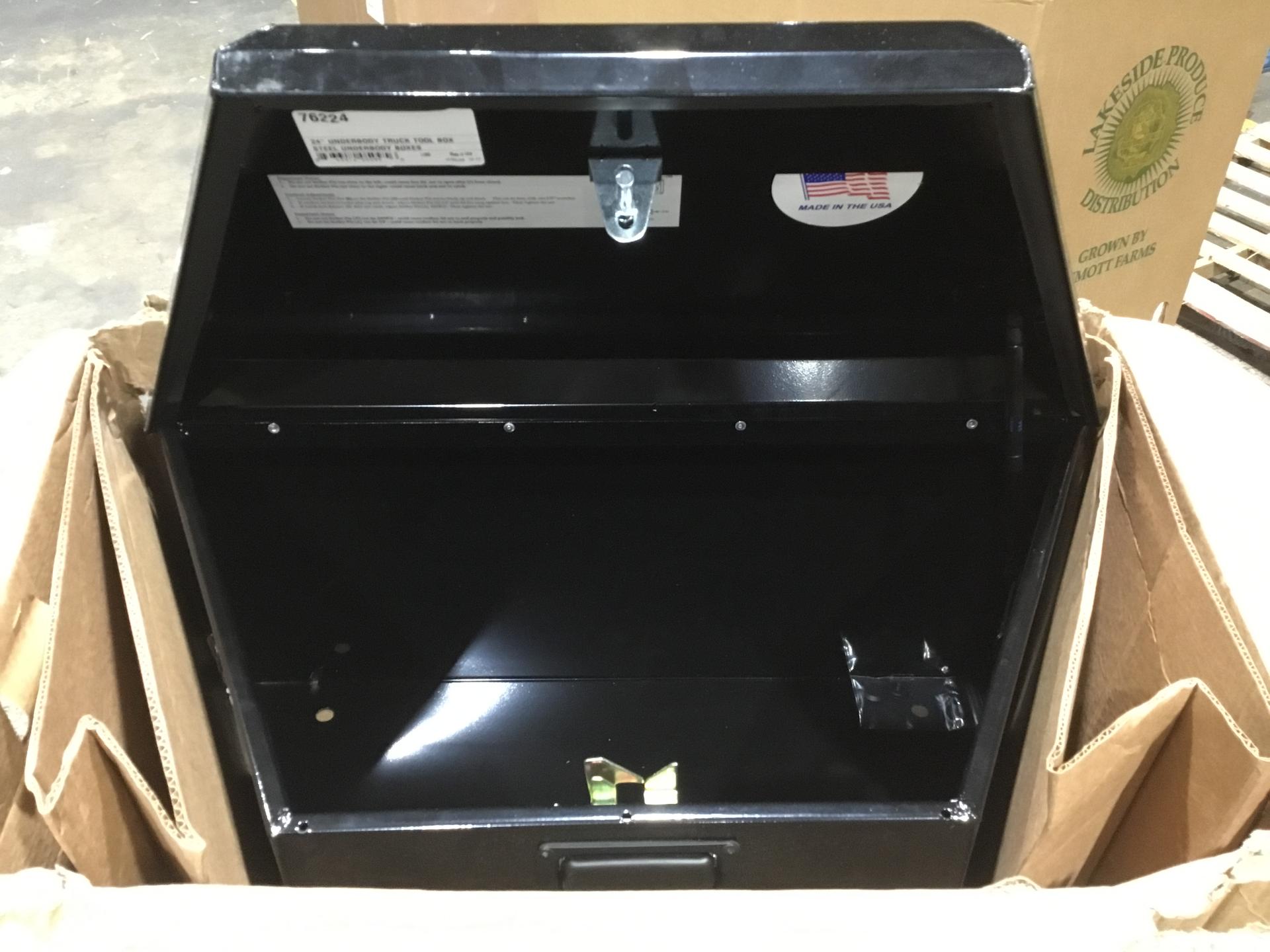 Lund tongue box Clearance