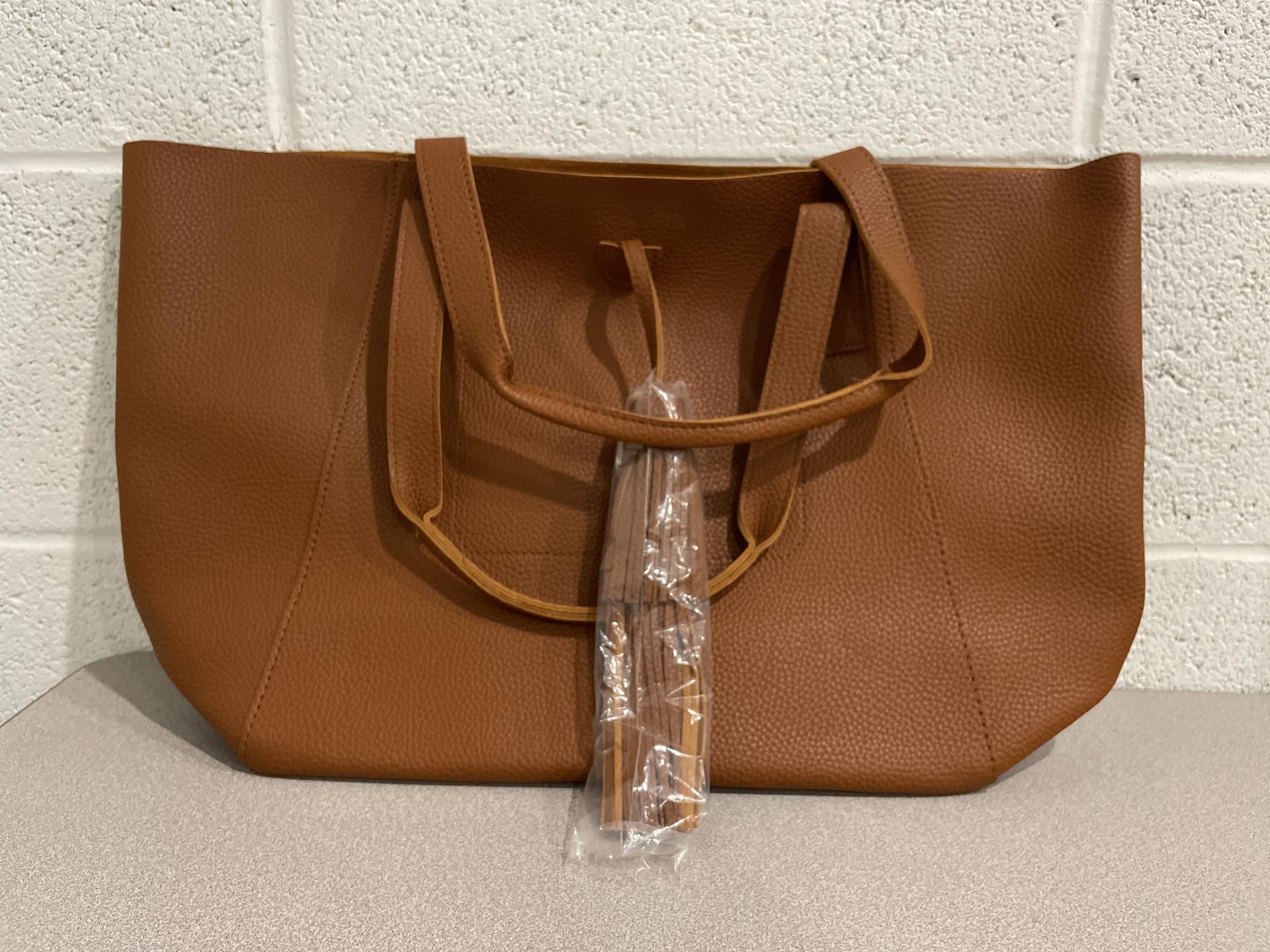 [YURT] GOOREUNG TOTE BAG Vintage Brown / 税込み Vintage brown leather tote with side fringe – Urban Artisan