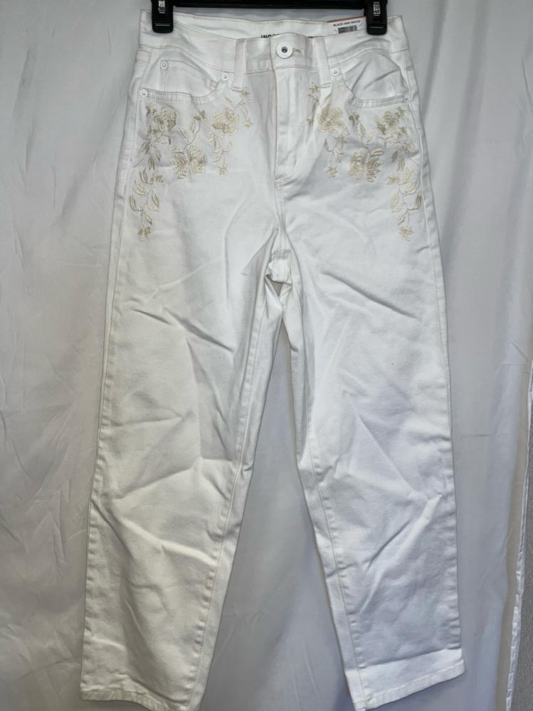 MSRP $80 INC Denim White Floral Detail Straight Leg White