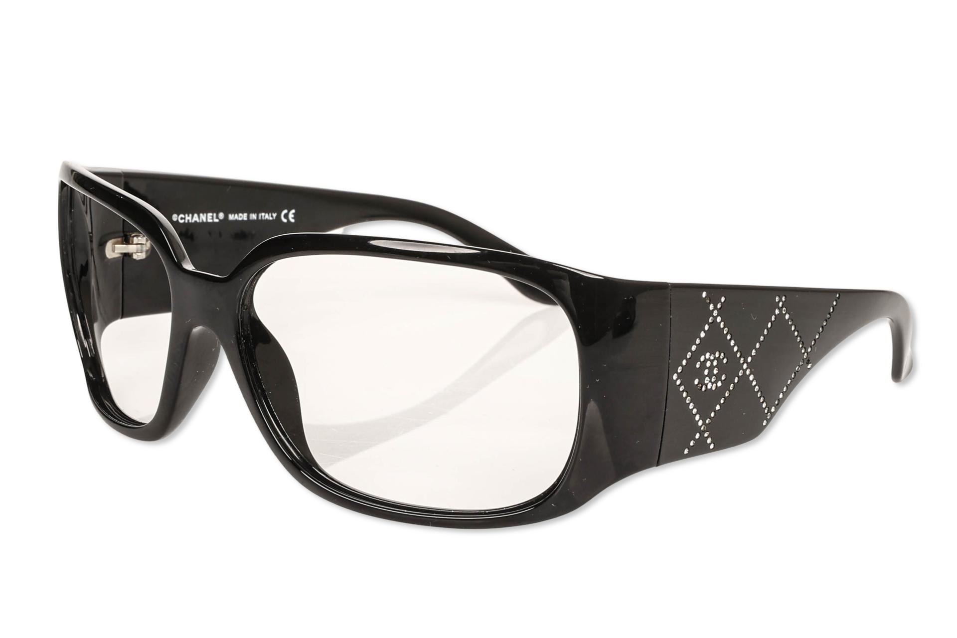 CHANEL Women's Black Quilted Rhinestone Logo CC Sunglasses Frame