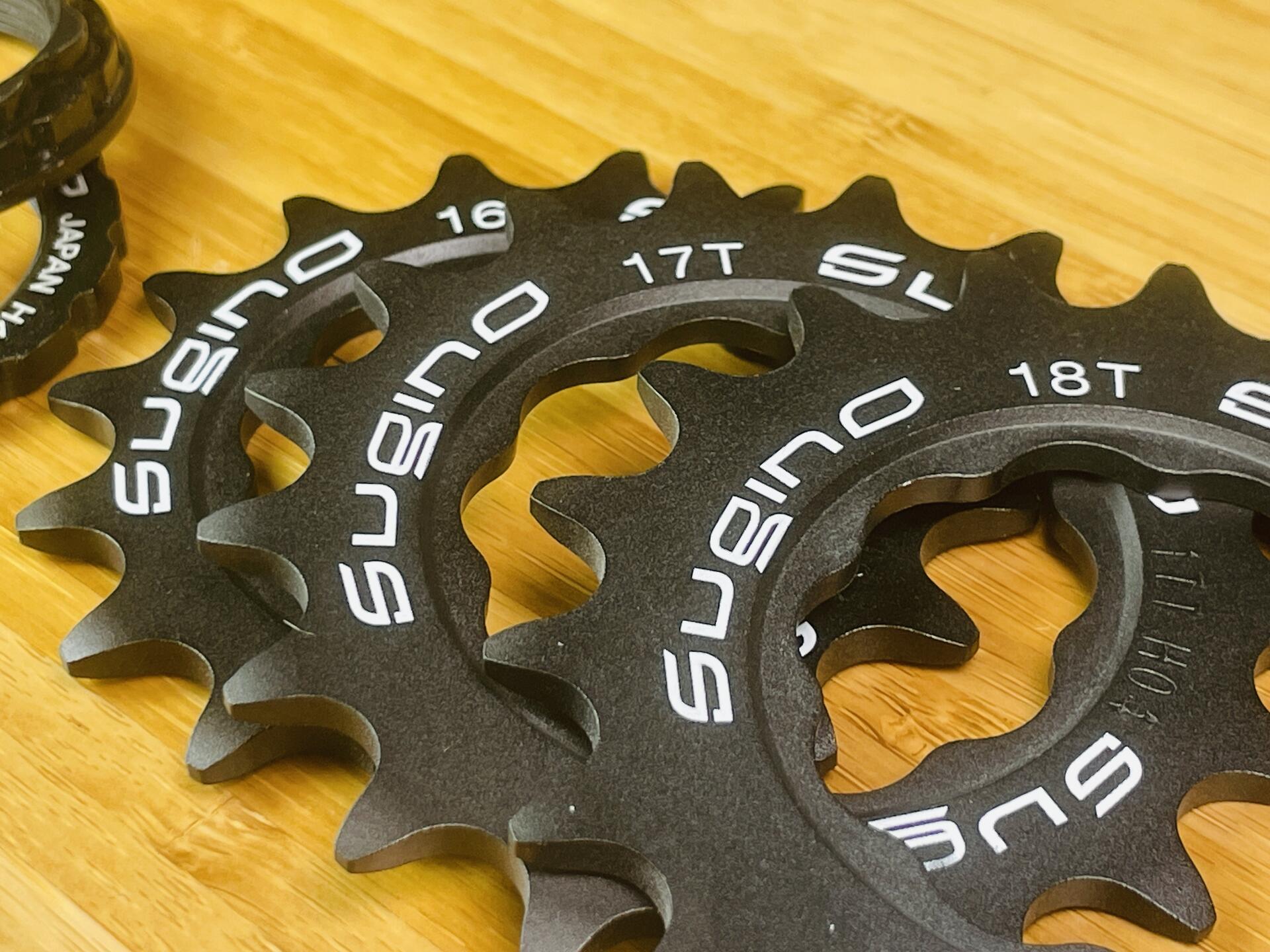 NOS Sugino Fixie Track Cog Set & Lockring 16t 17t 18t - Black