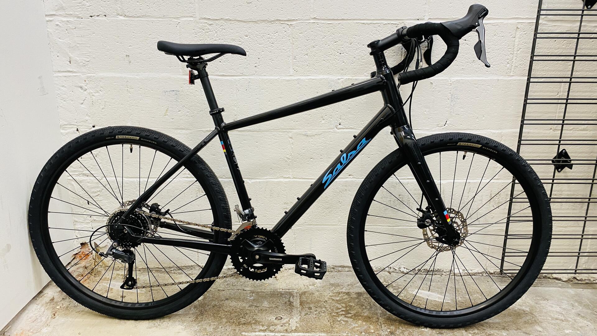 crivit urban e-bike x.2 olive green Core ebike, 90-Mile, 28 MPH CYCROWN X Step-Through, 1000W Peak, 48V 20Ah Battery, Torque Sensor, Shimano 7-Speed Center Plate Color (Shifter Sides Remain Black):black & pink Equipped with 52V 15Ah Category:Trekkingrad_Shimano Cues Aqua Sphere Seal Kid