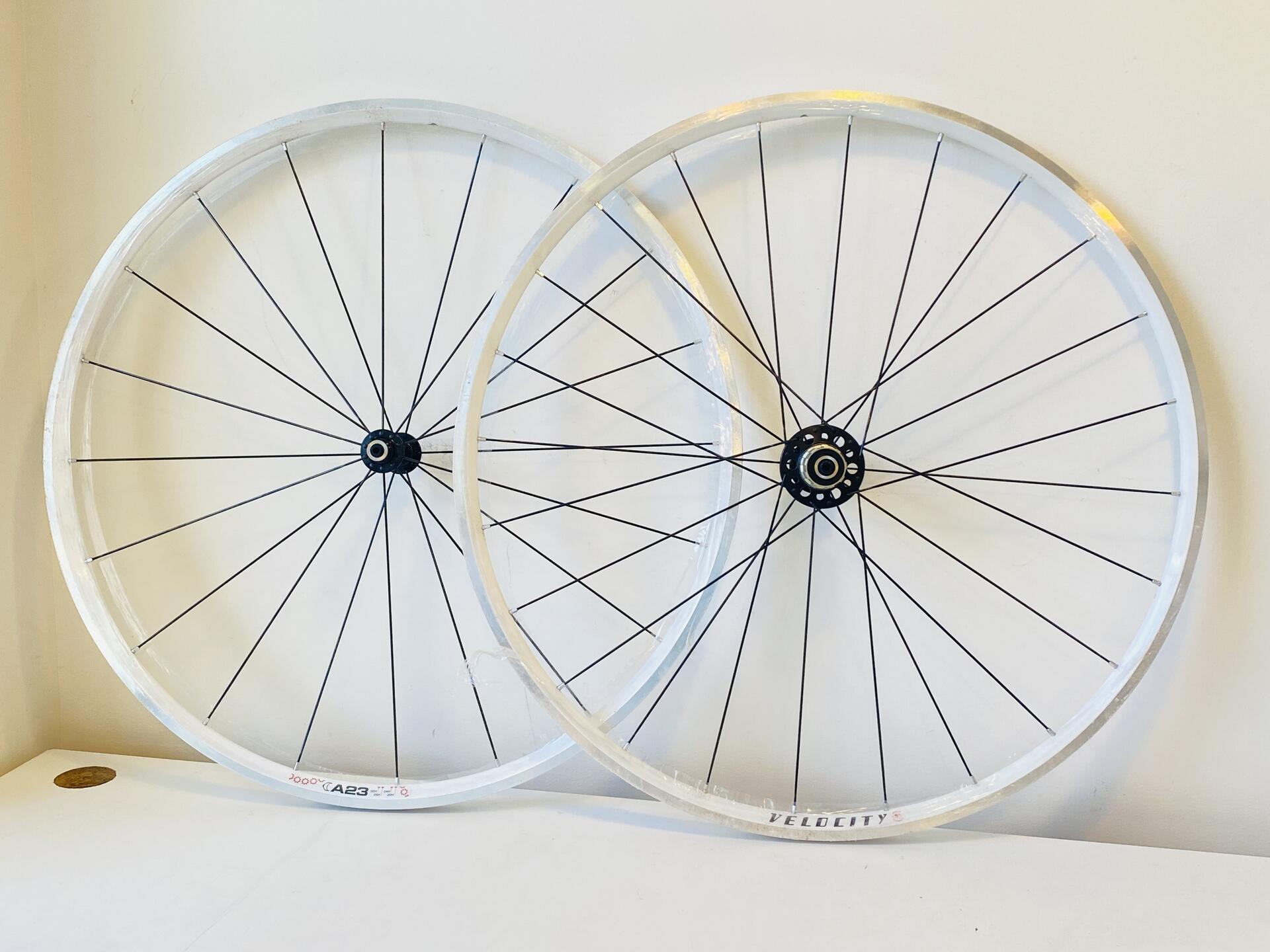 Velocity A23 700c Clincher Road Wheelset 20/24h 100/130 8-10 Speed
