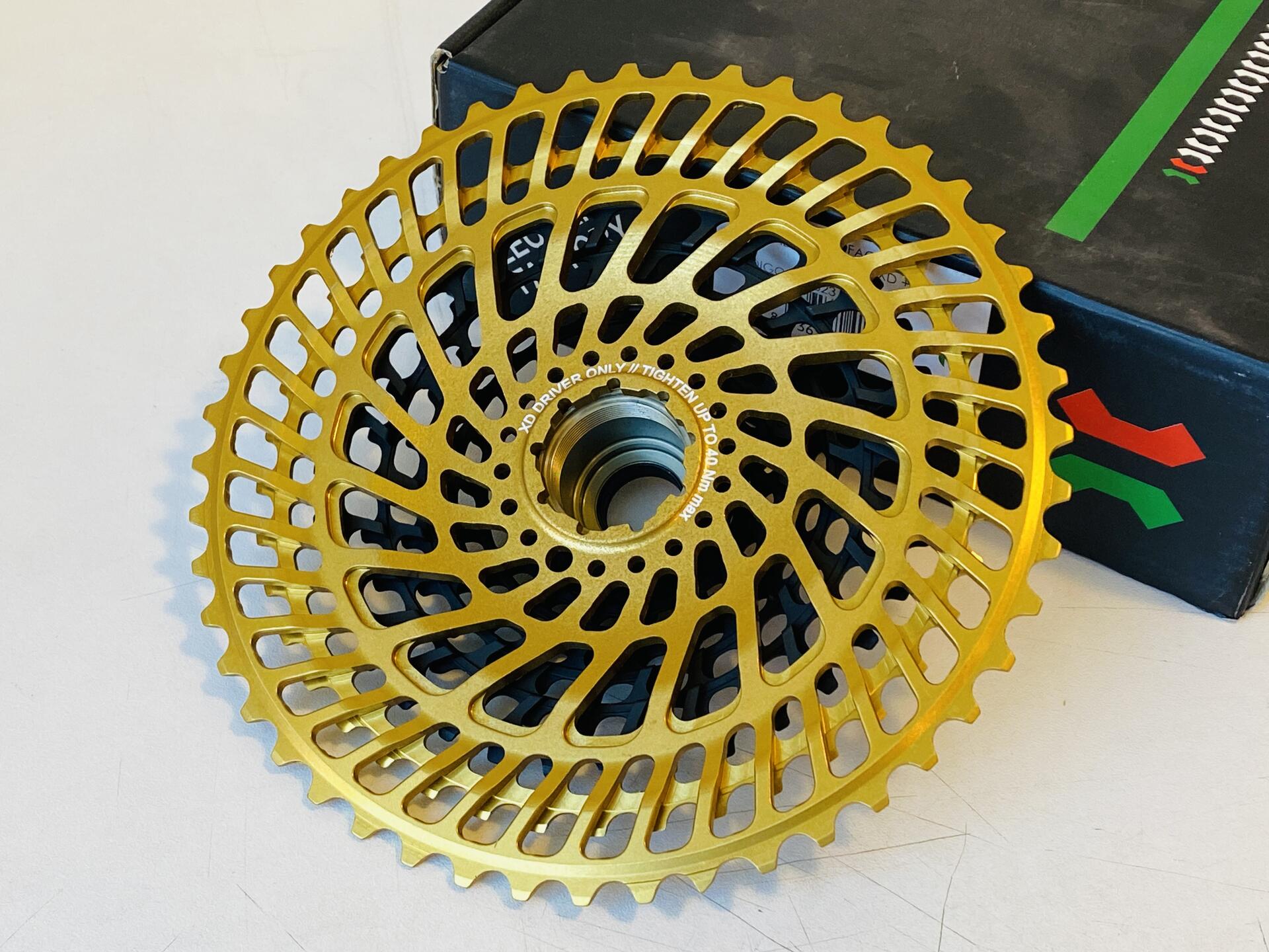 ※4/6価格変更【Reシリーズ】No.91 マスティモン Leonardi General Lee 12-Speed XD Cassette Black/Gold 9-48T New In