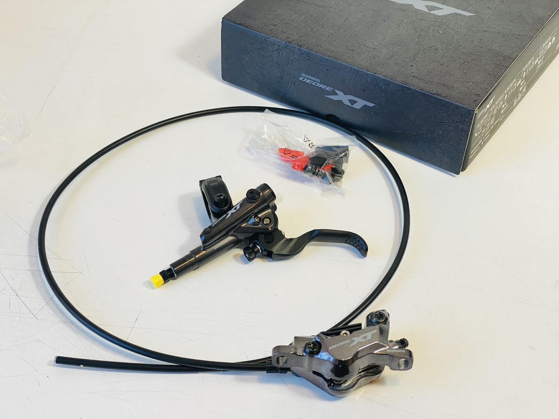 Shimano Deore XT BL-M8100/BR-M8120 Disc Brake and Lever - Front