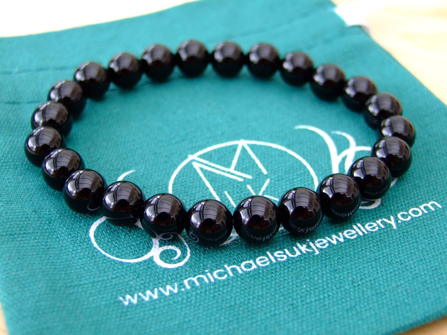 Black Onyx Natural Gemstone Bracelet 6-9/'/' Elasticated Healing Stone Chakra