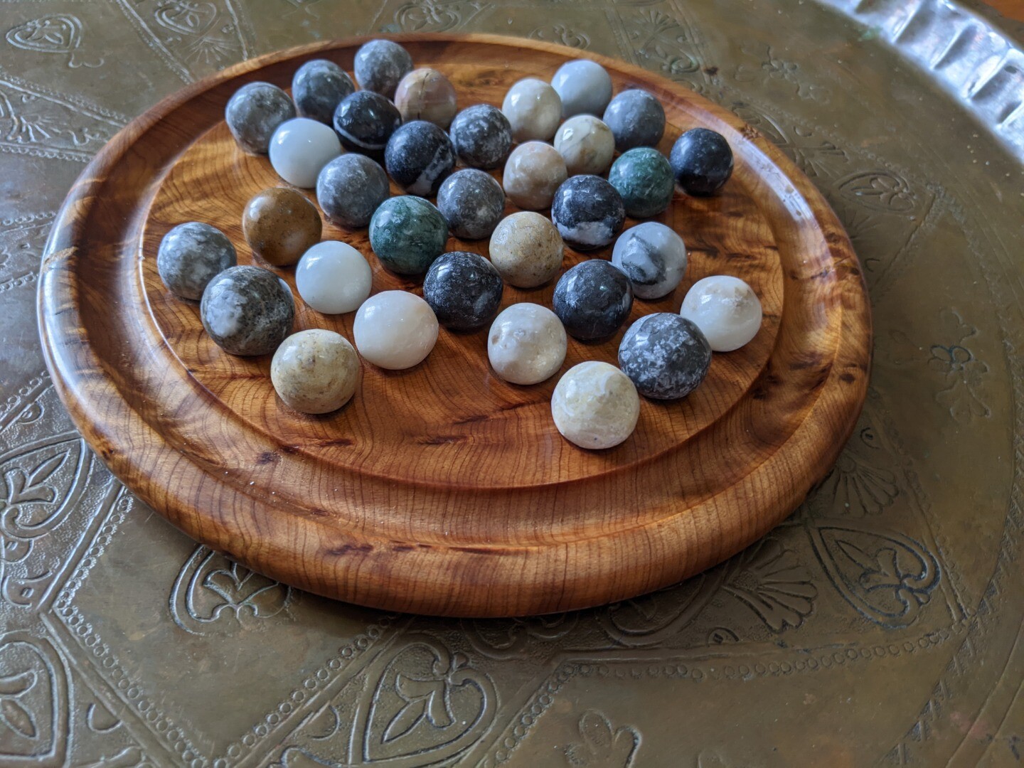 Moroccan Thuya Wood & Stone Solitaire Set 20cm/8 Fair Trade