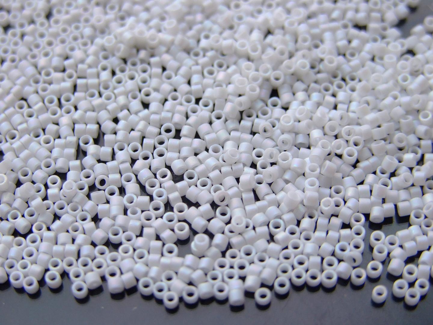 7.2g MIYUKI 11/0 Delica Japanese Seed Beads 88 Colors Jewellery Making - Picture 55 of 134