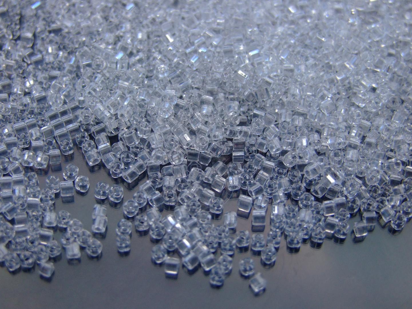 10g TOHO 1.5mm Cube Japanese Seed Beads 50 Colors to Choose Jewellery Making - Picture 16 of 53