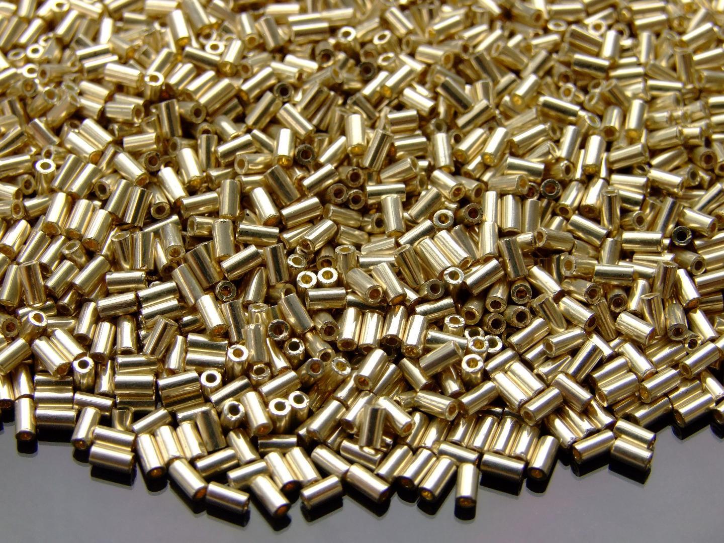 10g TOHO 3mm Bugle Japanese Seed Beads 18 Colors To Choose Jewelry Making - Picture 11 of 19
