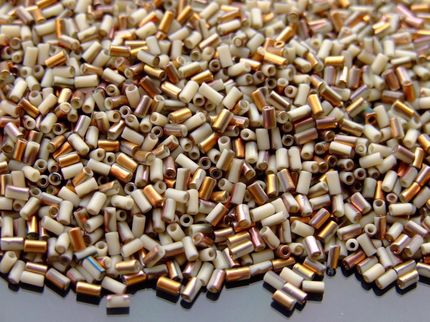10g TOHO 3mm Bugle Japanese Seed Beads 18 Colors To Choose Jewelry Making - Picture 17 of 19