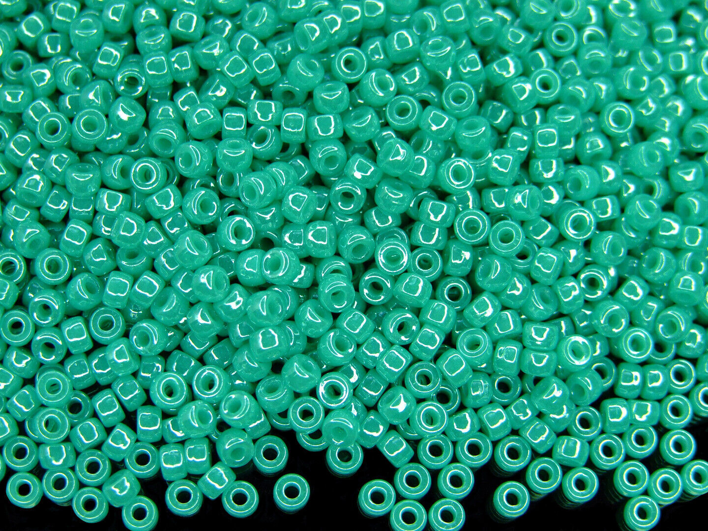 10g Matubo 8/0 Round Czech Seed Beads 3mm 80 Colors to Choose Jewelry Making - Picture 19 of 77