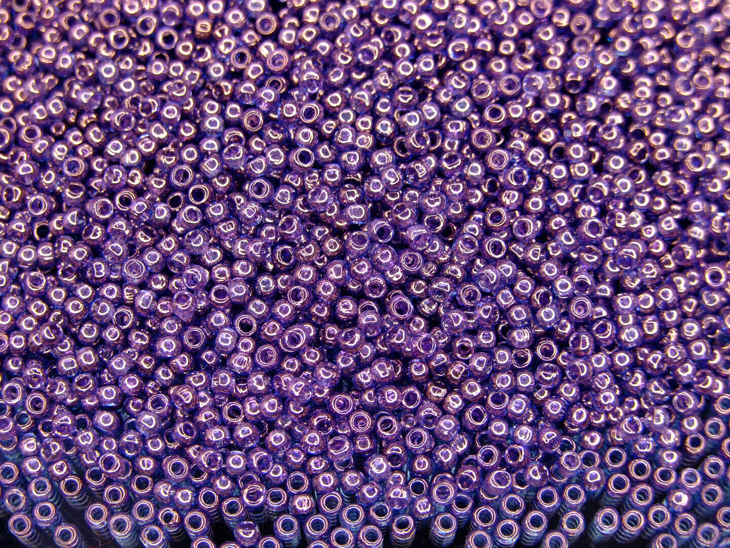 10g Matubo 11/0 Round Czech Seed Beads 2mm 15 Colors to Choose Jewelry Making - Picture 7 of 13