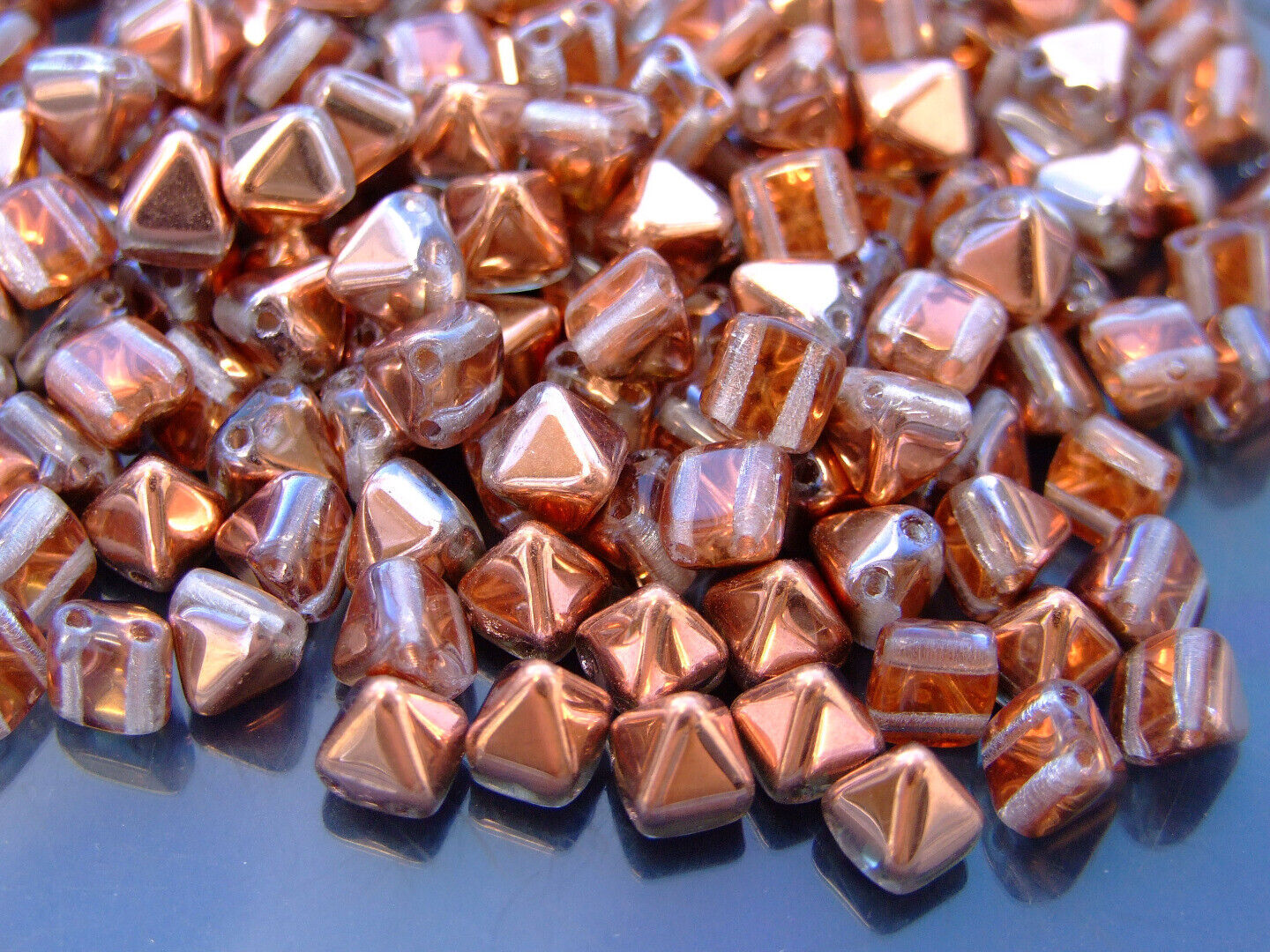 20x Pyramid Czech Seed Beads 6x6mm 10 Colors to Choose Jewellery Making - Picture 10 of 10