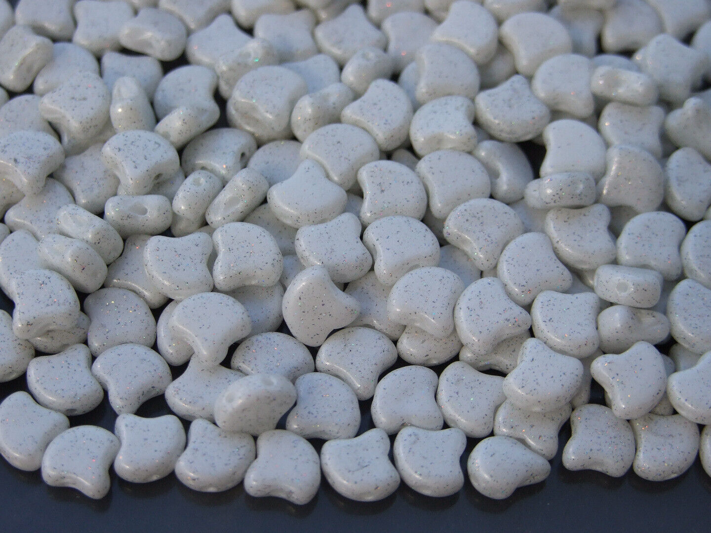 10g Matubo Ginko Duo Czech Seed Beads 7.5x7.5mm 70 Colors to Choose Beading - Picture 22 of 69