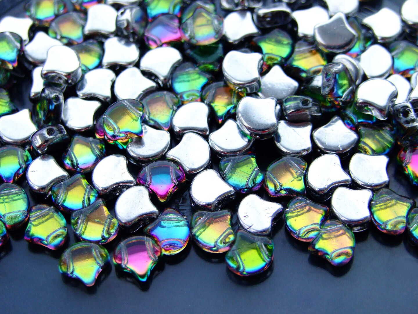 10g Matubo Ginko Duo Czech Seed Beads 7.5x7.5mm 70 Colors to Choose Beading - Picture 26 of 69