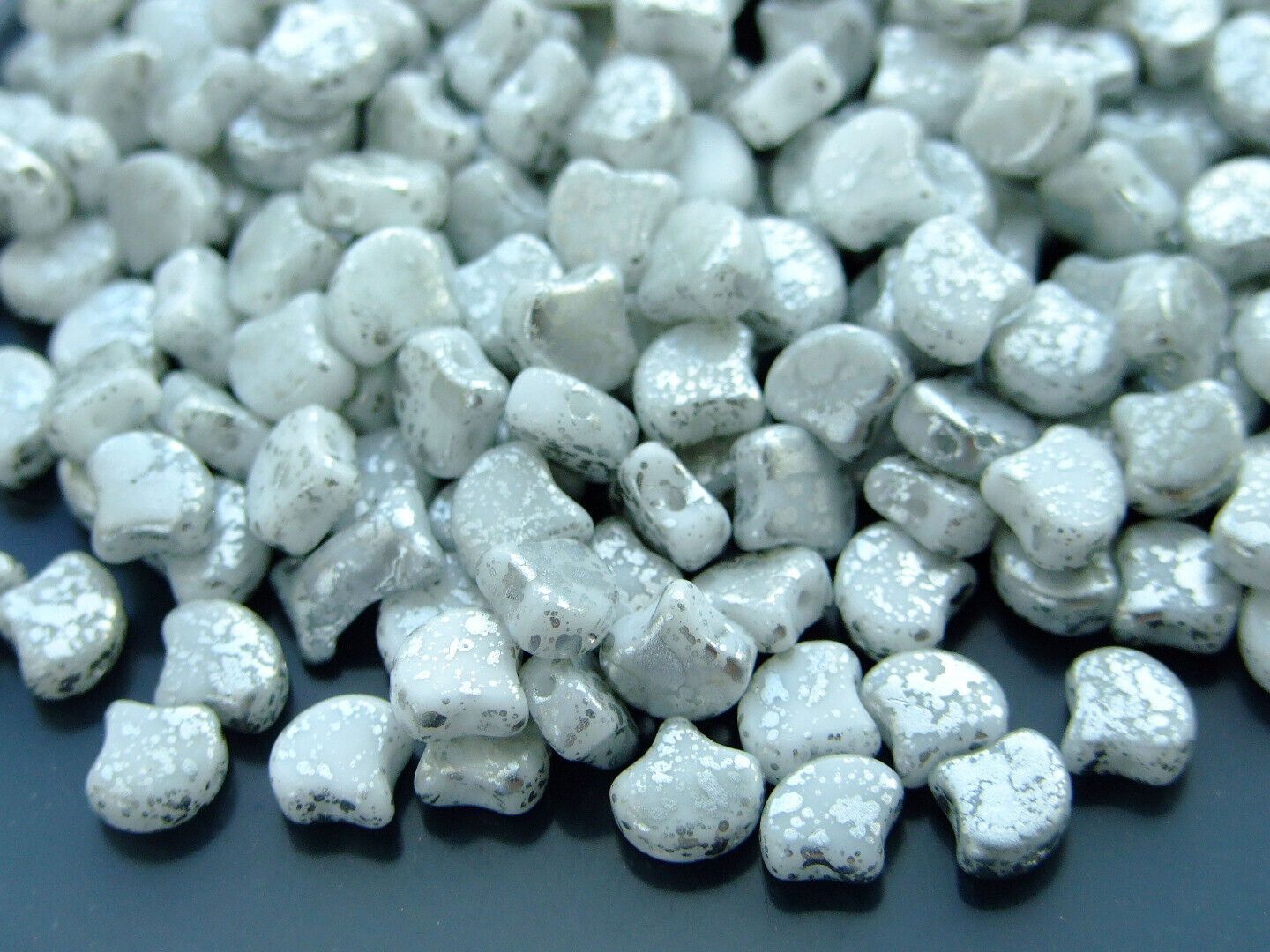 10g Matubo Ginko Duo Czech Seed Beads 7.5x7.5mm 70 Colors to Choose Beading - Picture 28 of 69