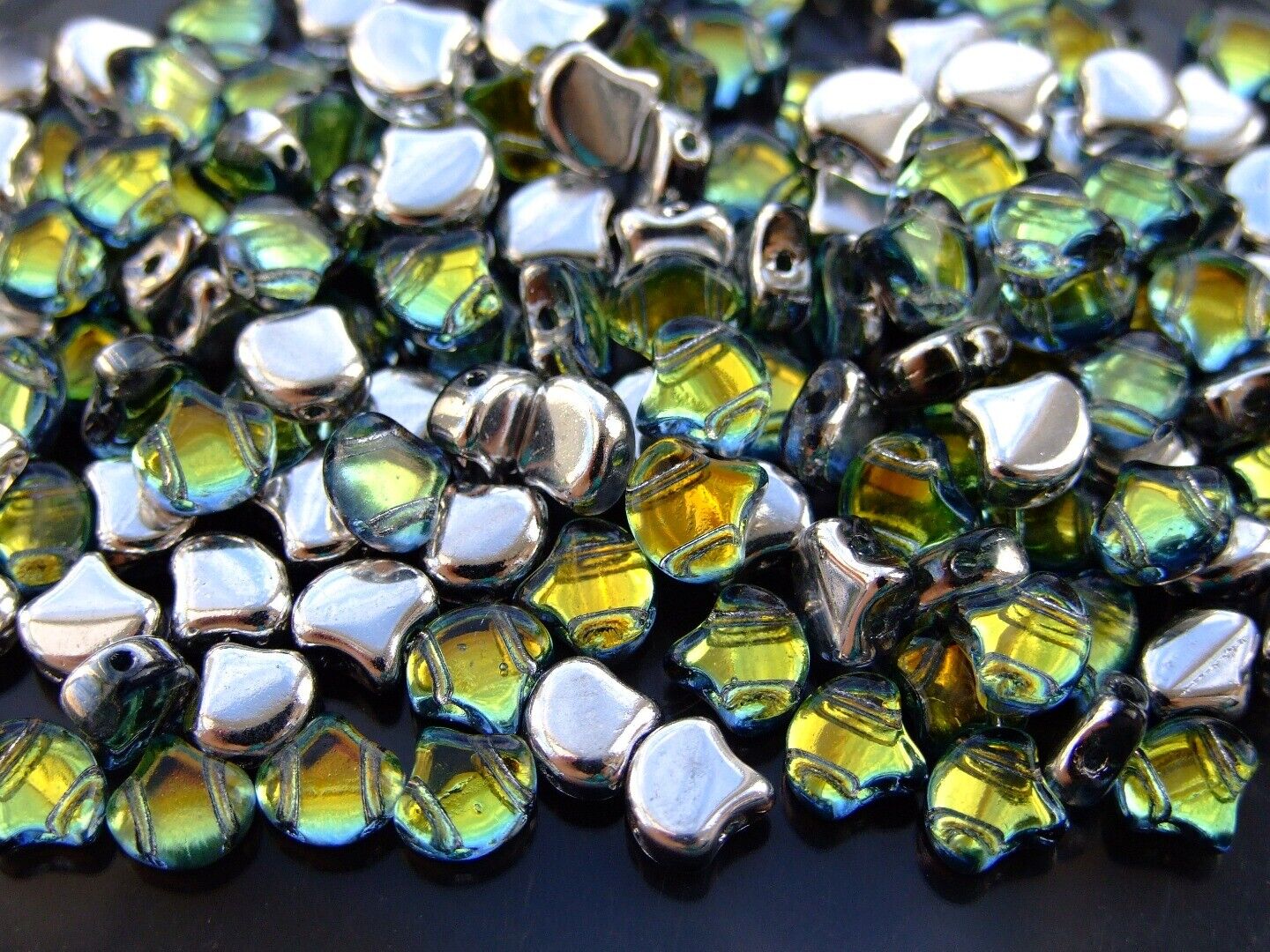10g Matubo Ginko Duo Czech Seed Beads 7.5x7.5mm 70 Colors to Choose Beading - Picture 31 of 69