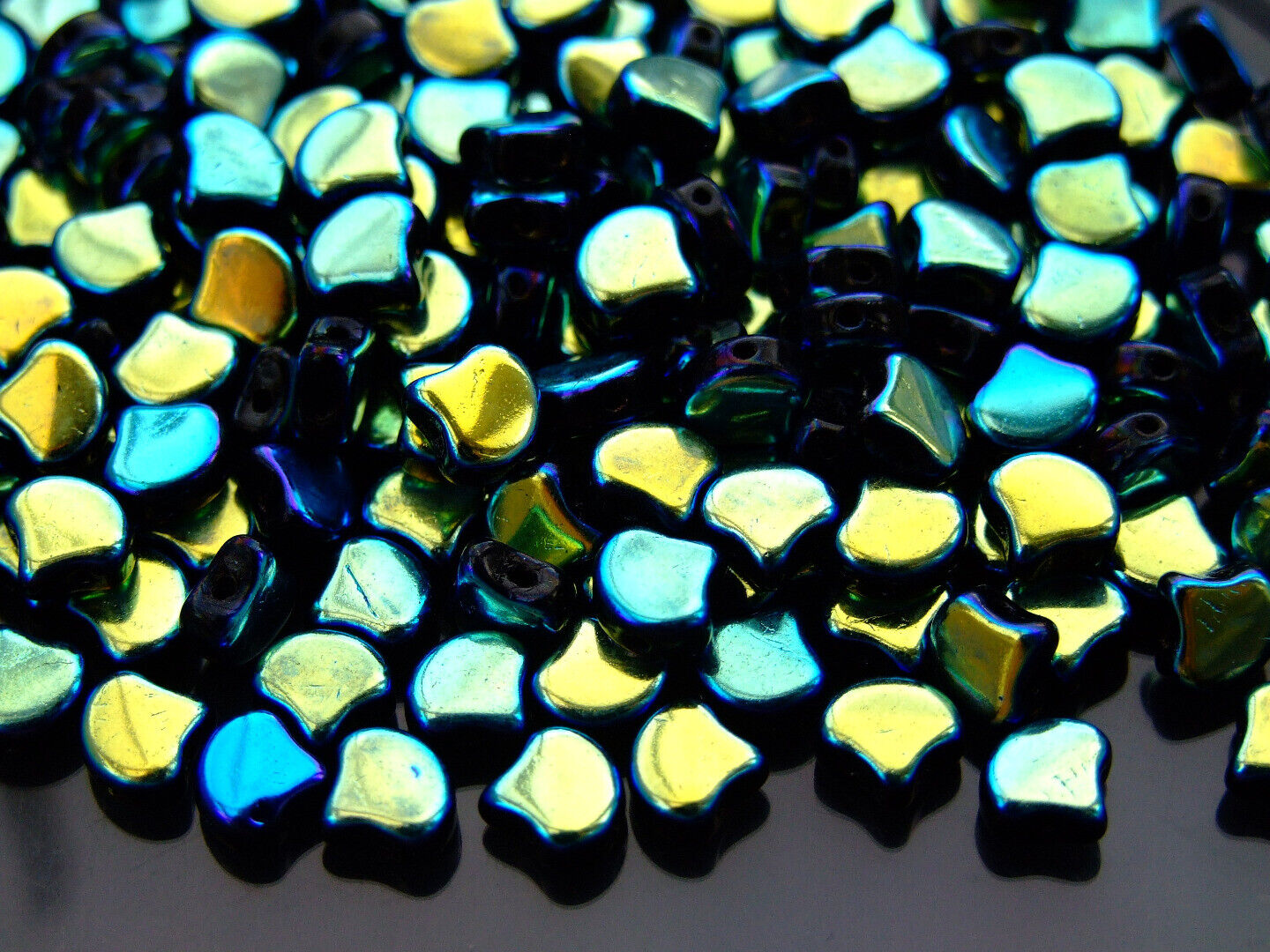 10g Matubo Ginko Duo Czech Seed Beads 7.5x7.5mm 70 Colors to Choose Beading - Picture 38 of 69