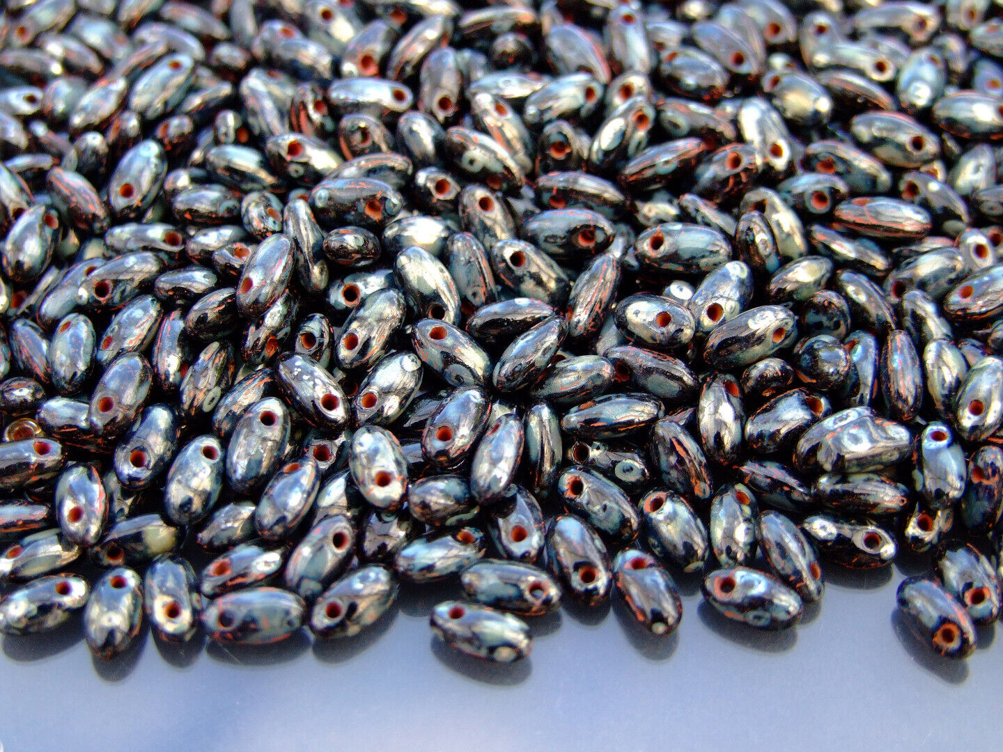 10g Rizo Czech Seed Beads 2.5x6mm 35 Colors to Choose Jewelry Making Beading - Picture 22 of 34