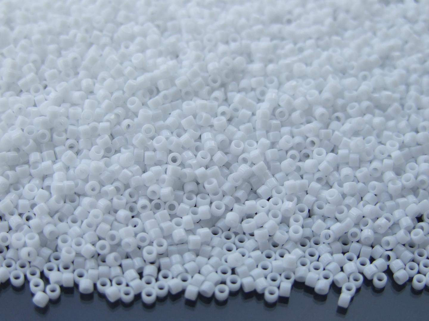 5g TOHO 11/0 Aiko Japanese Seed Beads 2mm 70 Colors To Choose Jewelry Making - Picture 49 of 75