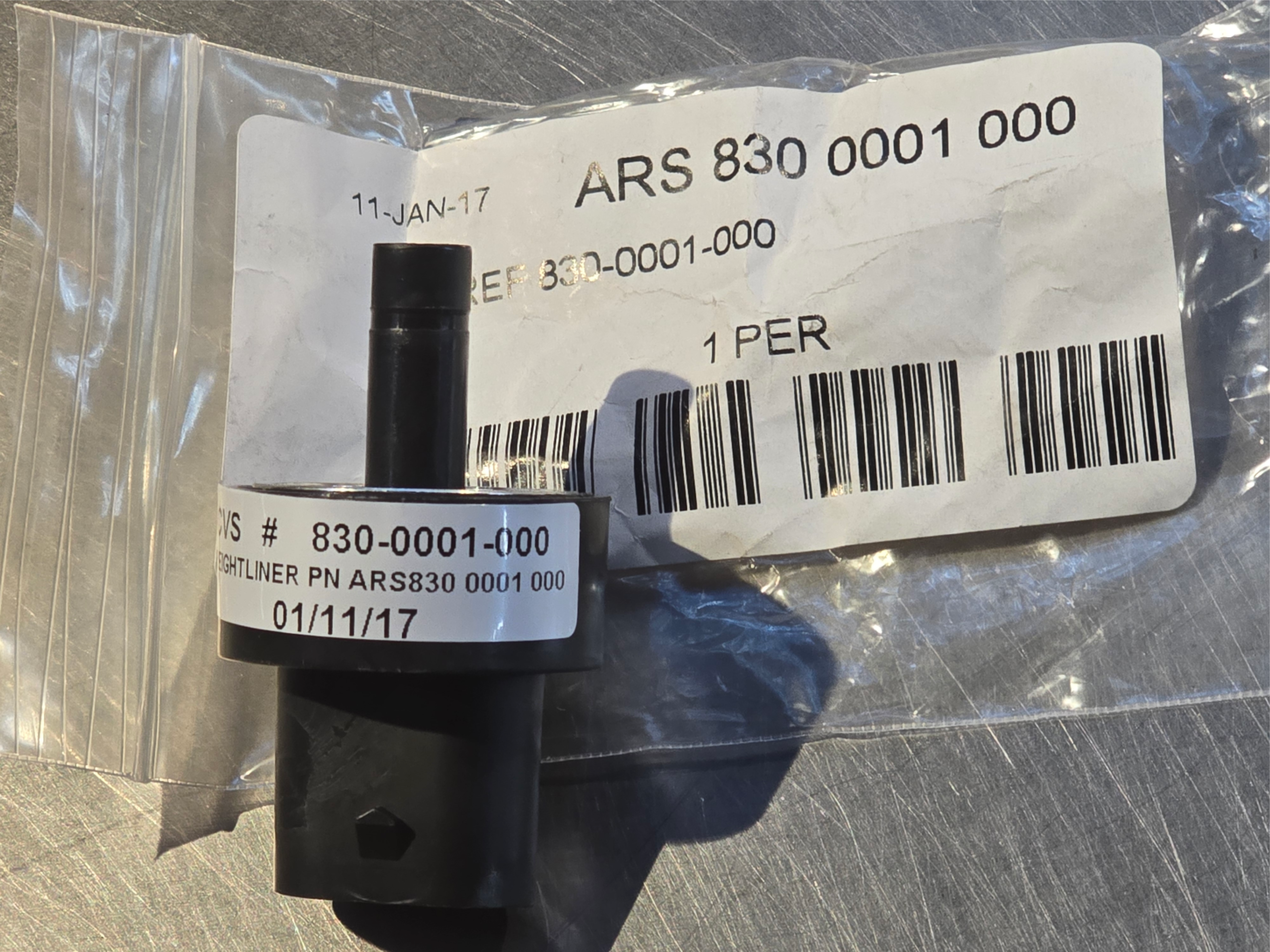 New Genuine Freightliner ARS 8300001000 Air Pressure Backup Lamp Switch