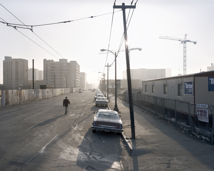 Janet Delaney, Howard Street toward Fourth, from the series South of Market, 1978-1986, 1981, printed 1998; chromogenic print, 15 in. x 19 in. (38.1 x 48.26 cm); Collection SFMOMA, Accessions Committee Fund purchase; © Janet Delaney Janet Delaney, Howard Street toward Fourth, from the series South of Market, 1978-1986, 1981, printed 1998