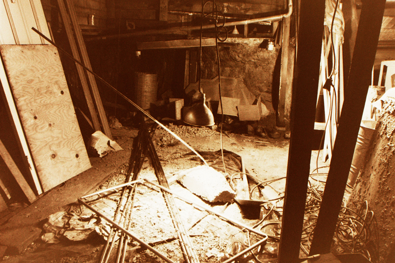 David Ireland’s studio, San Francisco, 1988; photo: David Ireland; image courtesy of The 500 Capp Street Foundation.