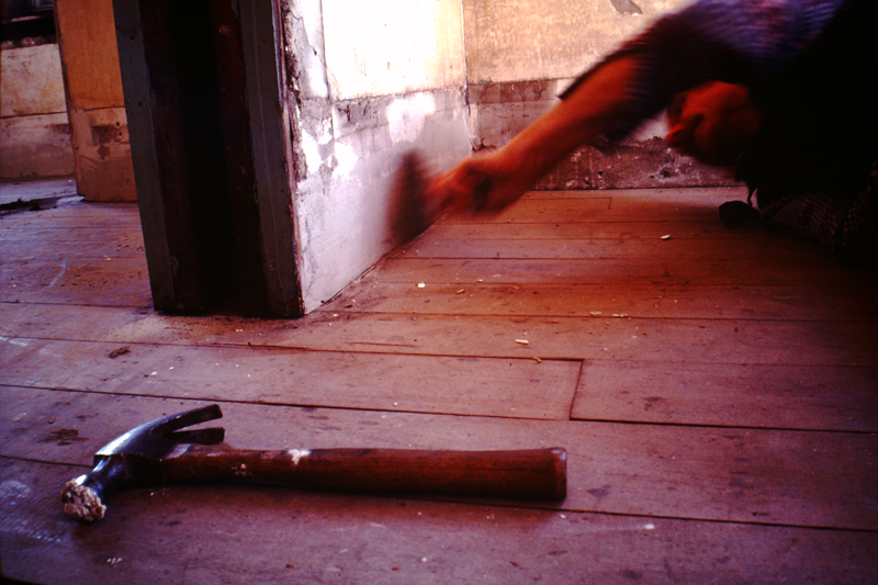 David Ireland working inside 500 Capp Street, c.1976; photo: Steven Kayfetz; image courtesy of The 500 Capp Street Foundation.