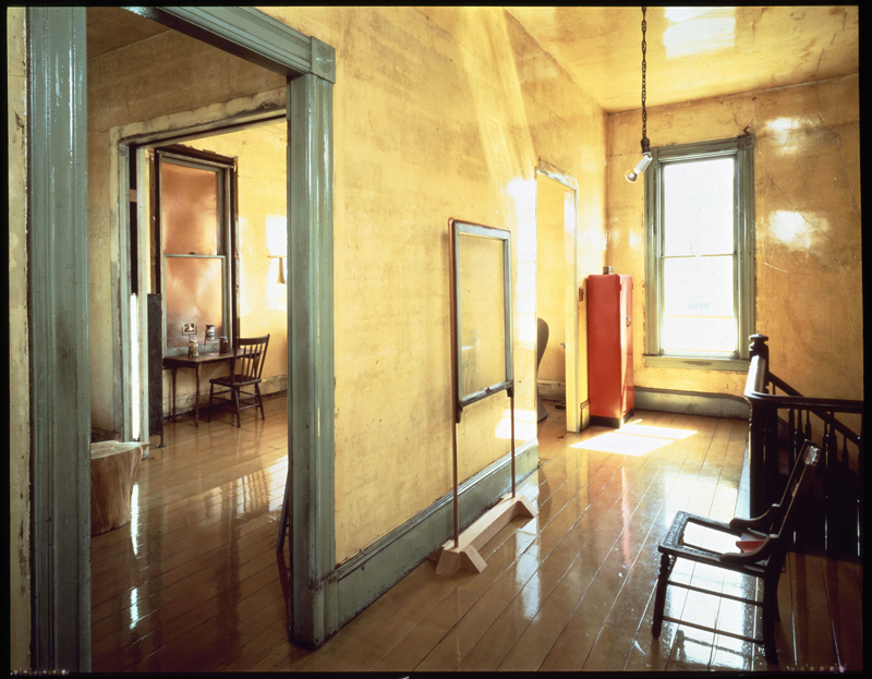 View of upstairs hallway with Three-Legged Chair (1978) and Delection (1980), 1981; photo: Henry Bowles; image courtesy of The 500 Capp Street Foundation.