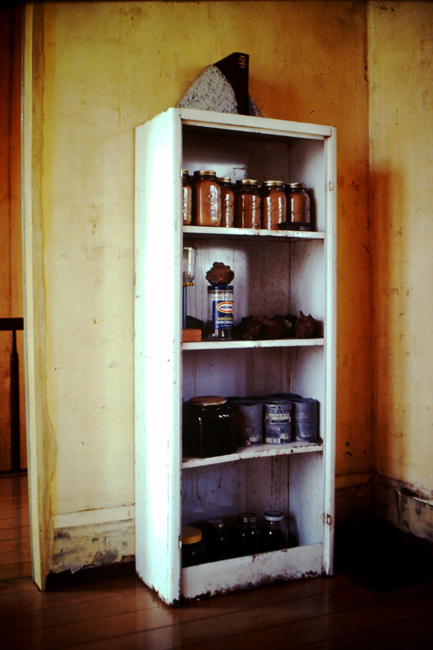 David Ireland, Collection of Relics with Mike Rody’s Ink Cans, 1976-1978; image courtesy of The 500 Capp Street Foundation.