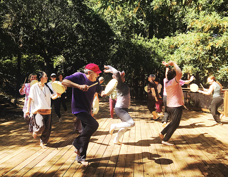 Dohee Lee leads participants in a drumming and vocalization score, July 26, 2017. Photo by Sophia Wang.