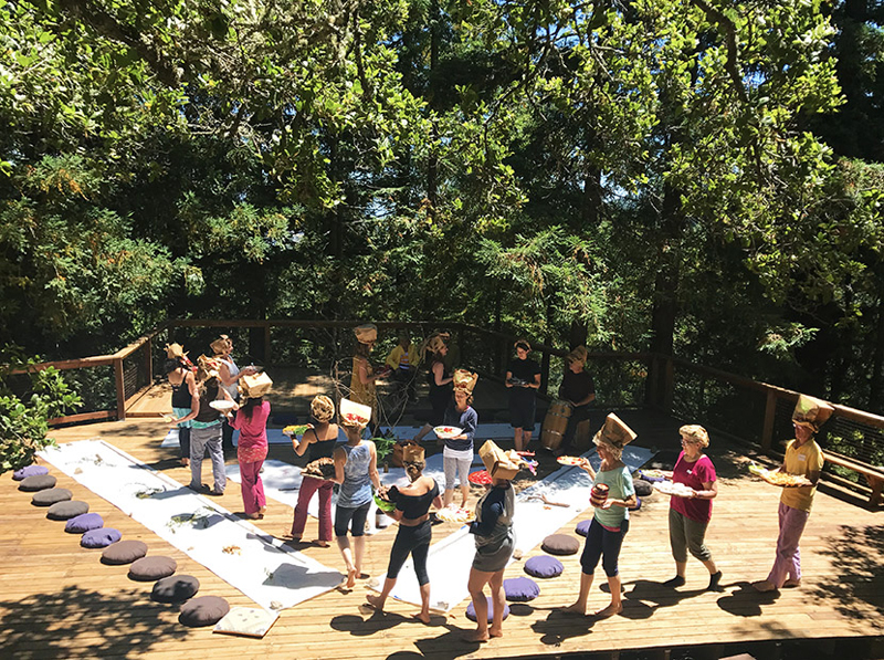 Ceremonial procession and performance of the Food Score, July 28, 2017. Photo by Sophia Wang.