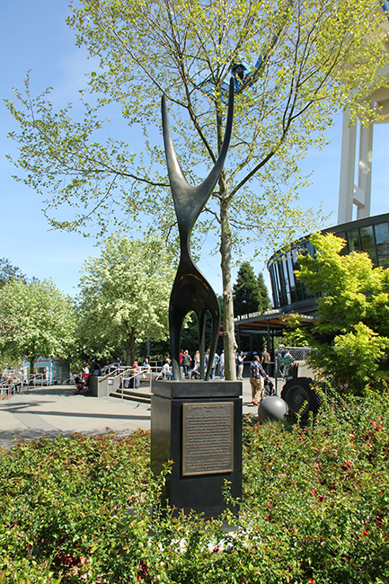 Bronze reproduction of Lemon’s “The Feminine One,” commissioned in 2016. Base of the Space Needle is to the right of the sculpture. Photograph by Nathanael Seid.
