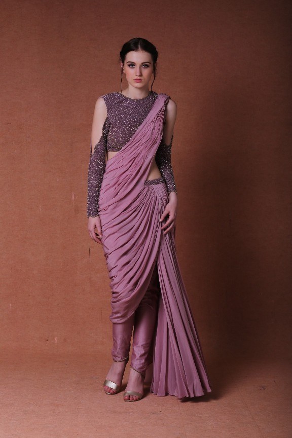 Gaurisutra Apparel (d&n By Dheeru And Nitika) - Portfolio