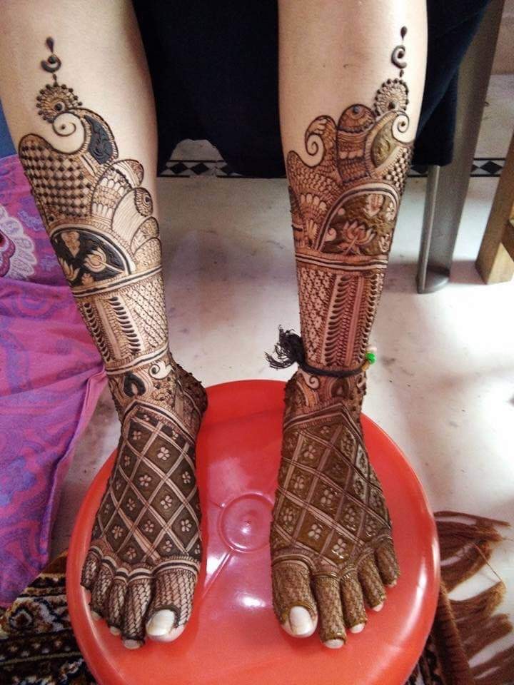 Aaka Mehandi Arts - Portfolio