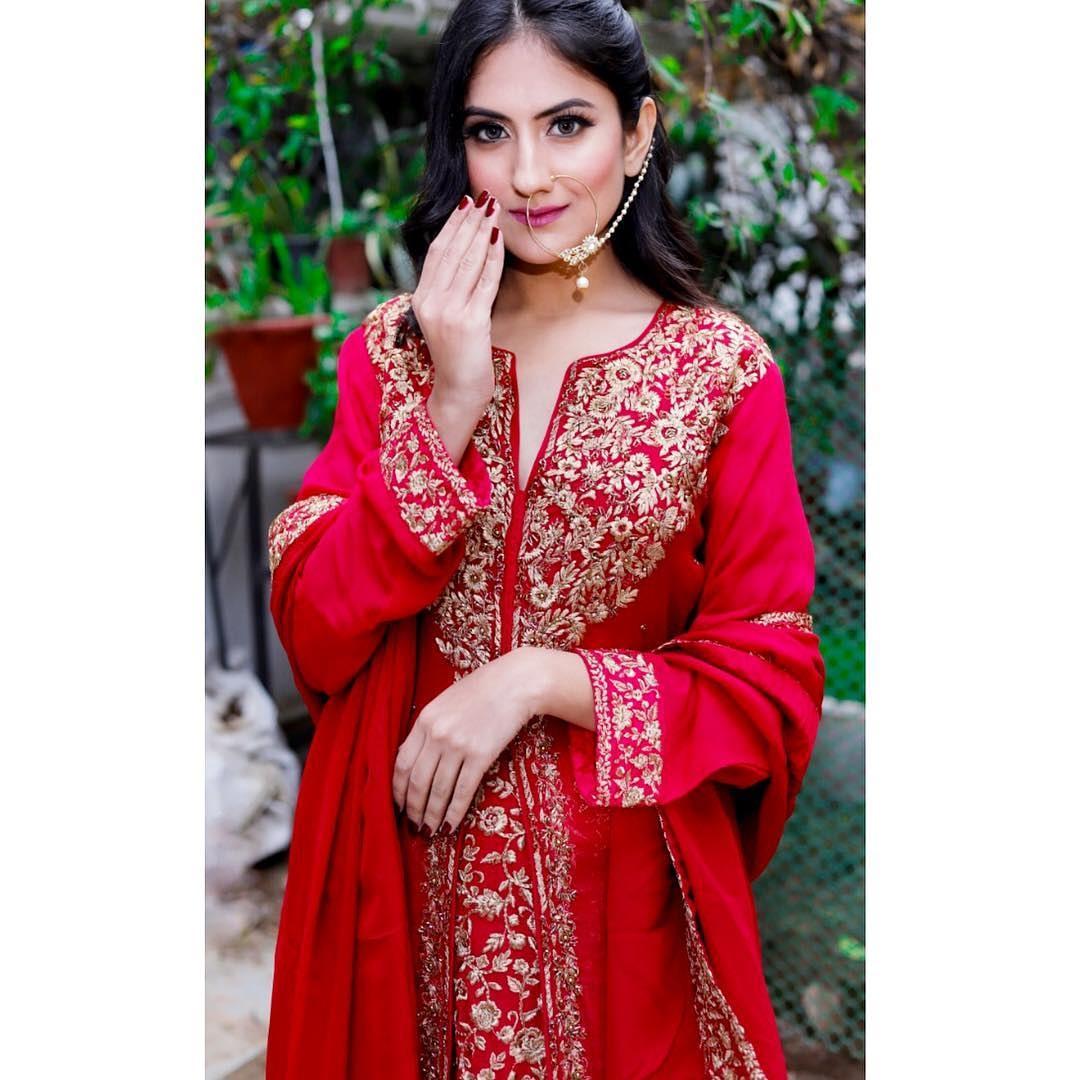 Vidhi Dua Makeovers - Portfolio