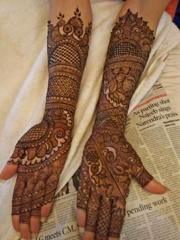 Aaka Mehandi Arts - Portfolio