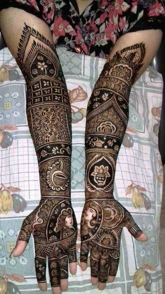 Aaka Mehandi Arts - Portfolio